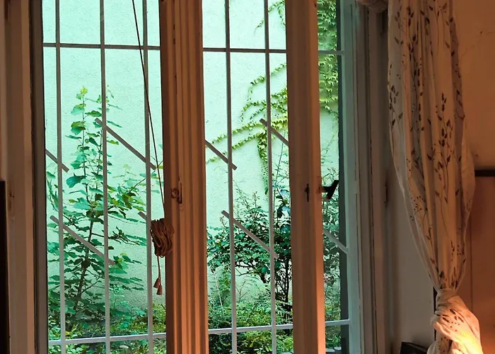 Apartament Vintage With Garden View