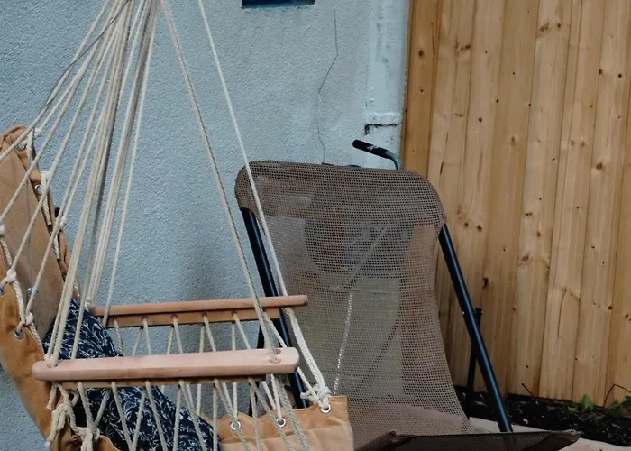 Vintage With Garden View *