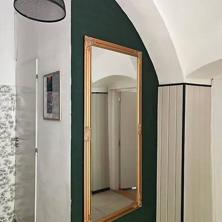 Vintage With Garden View